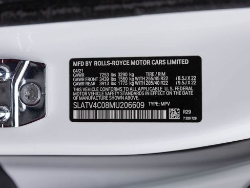 Used 2021 Rolls-Royce Cullinan AWD/4WD image 22