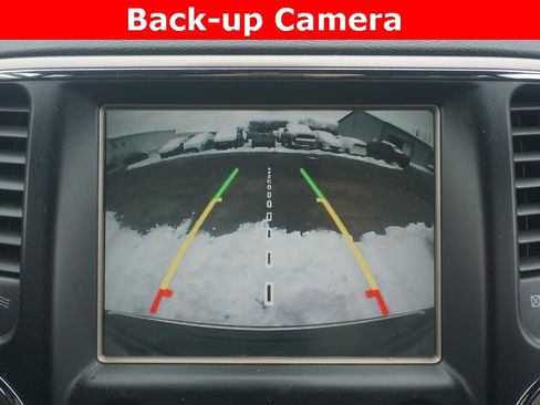 Used 2015 Jeep Grand Cherokee Limited w/ Trailer Tow Group IV image 9