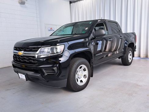 Used 2022 Chevrolet Colorado W/T w/ WT Convenience Package RWD image 2