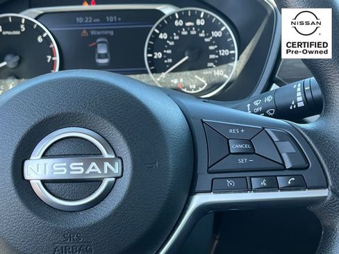 Certified 2025 Nissan Altima 2.5 SV FWD image 20