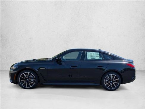 New 2026 BMW i4 xDrive40i AWD/4WD image 9
