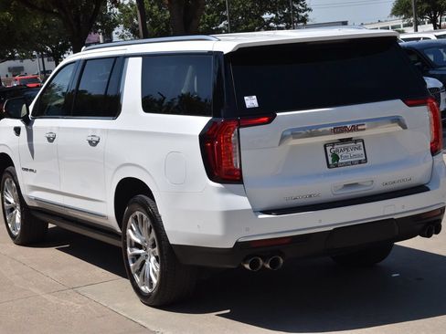 Used 2024 GMC Yukon XL Denali w/ Advanced Technology Package AWD/4WD image 10