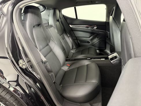 Used 2013 Porsche Panamera 4 Platinum Edition AWD/4WD image 36
