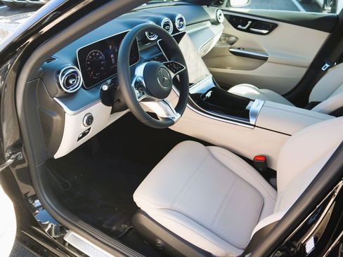 Used 2026 Mercedes-Benz C 300 Sedan image 12