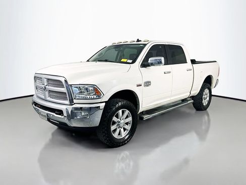 Used 2016 RAM 2500 Longhorn w/ Convenience Group AWD/4WD image 3