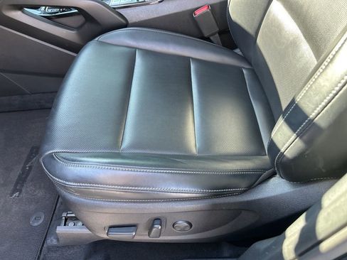 Used 2022 Kia Telluride S image 20