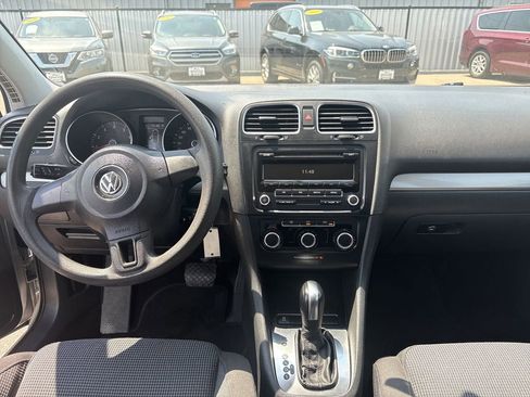 Used 2013 Volkswagen Golf 4-Door image 10
