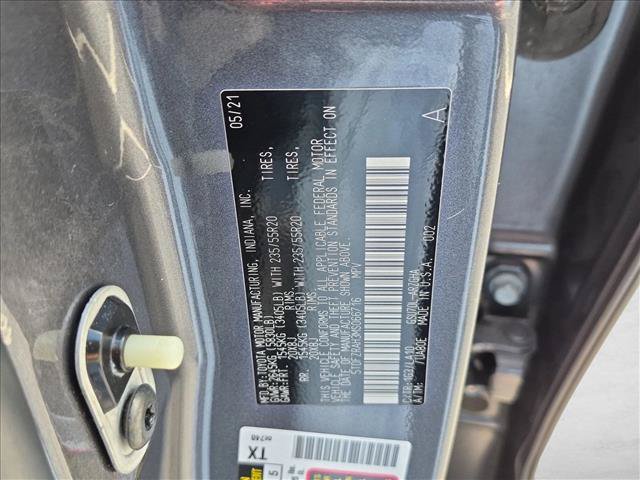 Used 2021 Toyota Highlander Platinum FWD image 29