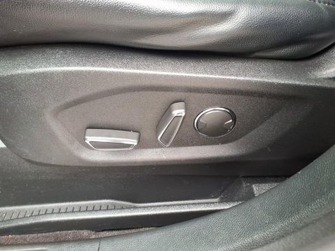 Used 2019 Ford Edge Titanium w/ Cold Weather Package image 27