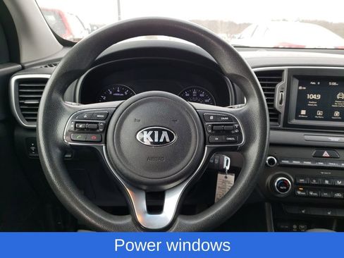 Used 2018 Kia Sportage LX w/ LX Technology Package image 12