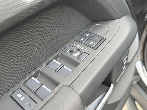 New 2026 Land Rover Defender 110 S image 20
