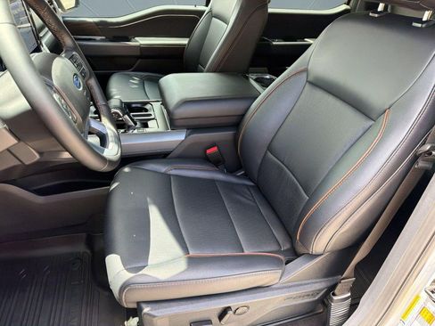 Used 2025 Ford F150 Lariat w/ Equipment Group 501A Mid AWD/4WD image 5