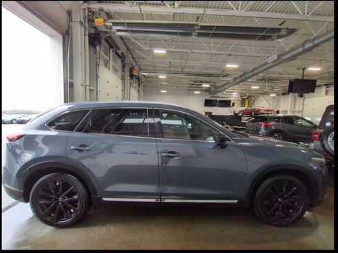 Used 2021 MAZDA CX-9 Carbon Edition image 4