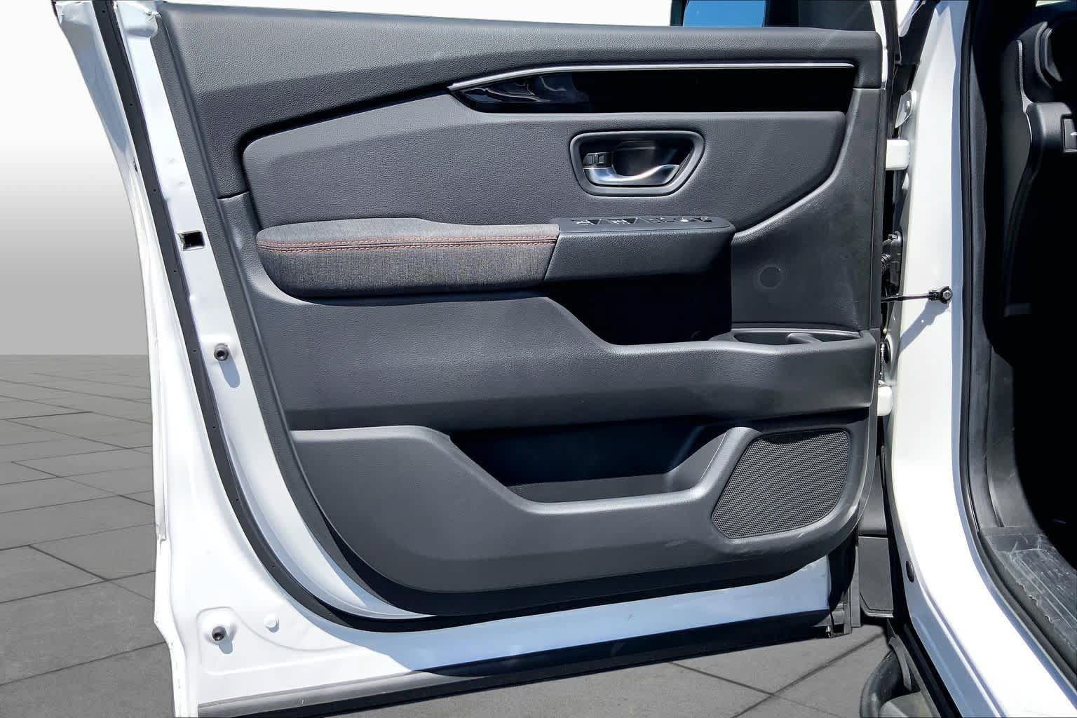 New 2026 Honda Pilot Sport image 8