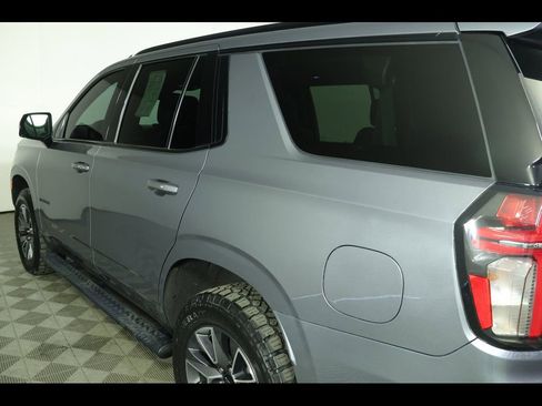 Used 2021 Chevrolet Tahoe Z71 w/ Z71 Signature Package image 17