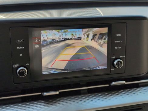 Certified 2024 Kia Carnival LX image 14