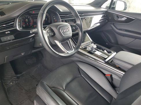 Used 2025 Audi Q7 3.0T Premium Plus AWD/4WD image 17