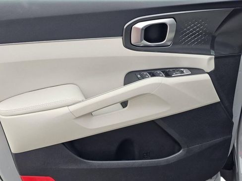New 2026 Kia Sorento S FWD image 16