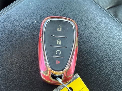 Used 2018 Chevrolet Volt Premier w/ Driver Confidence Package image 28