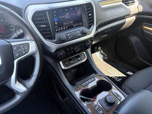 Used 2023 GMC Acadia SLE w/ Driver Convenience Package FWD image 27
