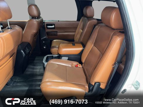 Used 2010 Toyota Sequoia Platinum AWD/4WD image 15