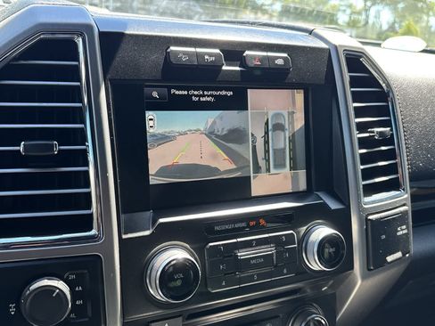 Used 2015 Ford F150 Platinum w/ Technology Package AWD/4WD image 18