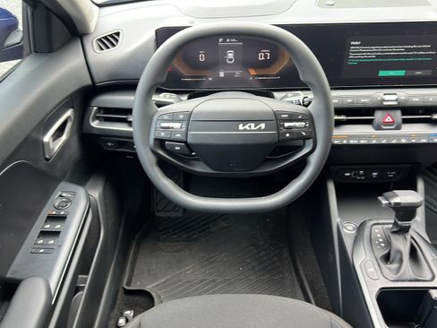 New 2026 Kia K4 FWD image 11