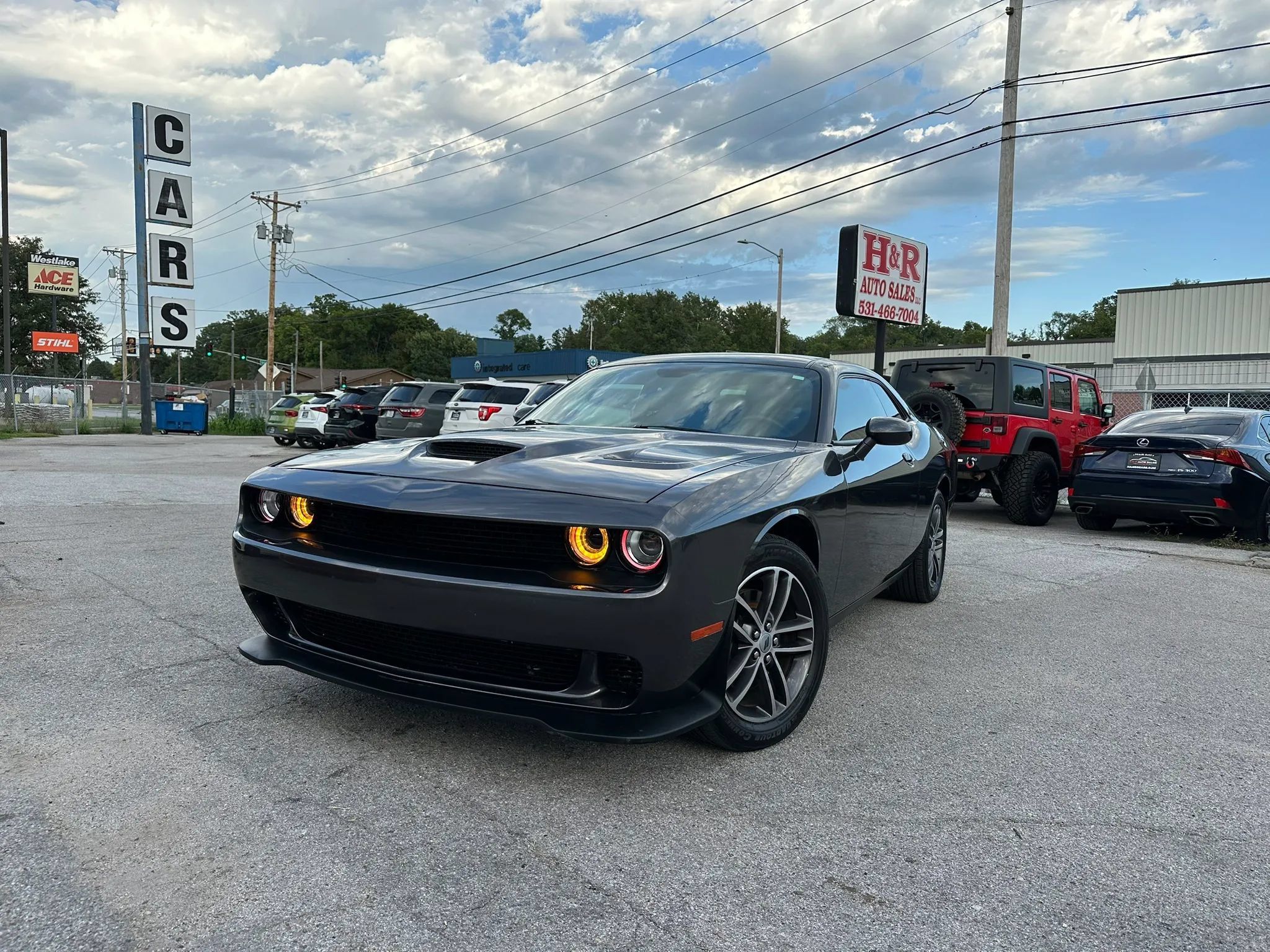 Used 2019 Dodge Challenger SXT w/ Driver Convenience Group AWD/4WD image 1