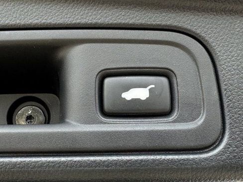 Used 2020 Honda Pilot Elite image 38