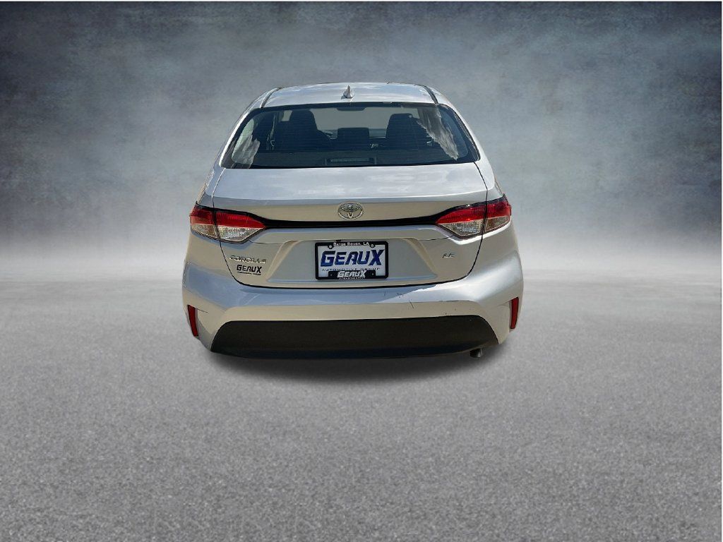 Used 2025 Toyota Corolla LE FWD image 6