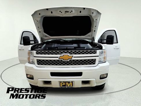 Used 2013 Chevrolet Silverado 2500 LTZ AWD/4WD image 12