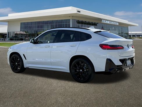 Used 2023 BMW X4 xDrive30i w/ M Sport Package image 8