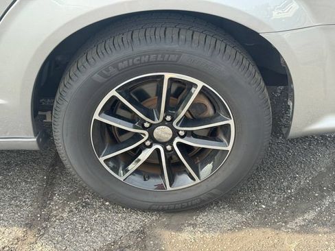 Certified 2017 Dodge Grand Caravan GT FWD image 11