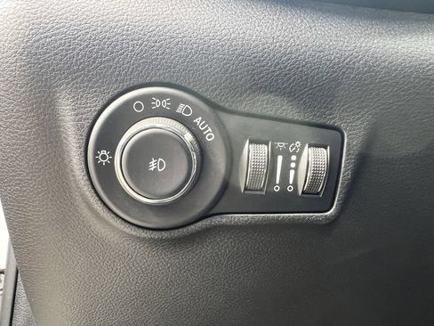 Used 2024 Jeep Compass Limited AWD/4WD image 13