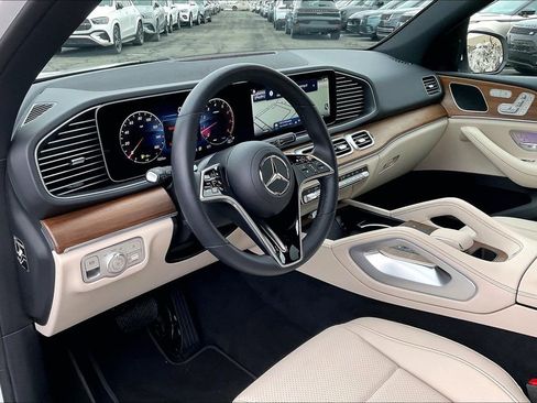 New 2026 Mercedes-Benz GLE 450 4MATIC image 6