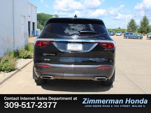 Used 2023 Buick Enclave Essence w/ Experience Buick Package AWD/4WD image 5
