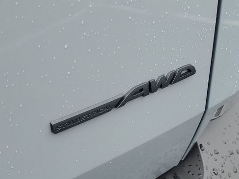 New 2026 Subaru Uncharted AWD image 32