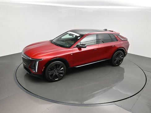 Used 2024 Cadillac Lyriq Sport w/ Nappa Leather Package AWD/4WD image 37