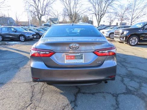 Used 2023 Toyota Camry LE image 5