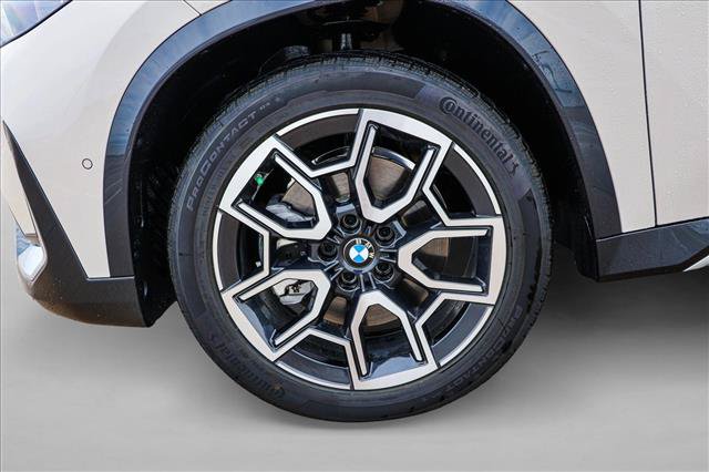 Used 2027 BMW X1 xDrive28i AWD/4WD image 9