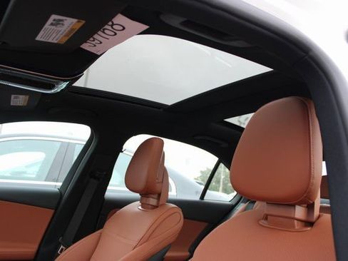 New 2025 Mercedes-Benz C 300 4MATIC Sedan image 15