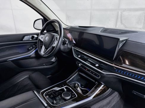 Used 2026 BMW X7 xDrive40i w/ Premium Package AWD/4WD image 30