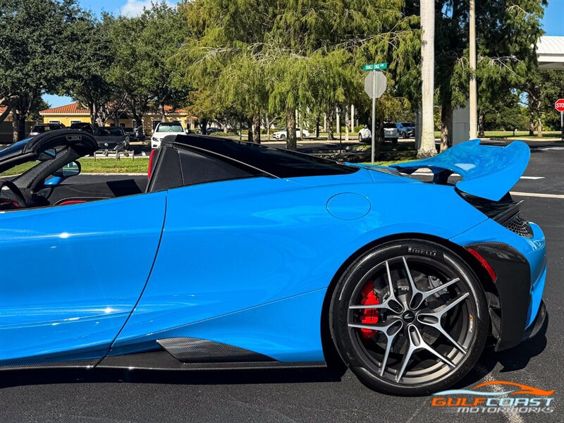 Used 2022 McLaren 765LT RWD image 45