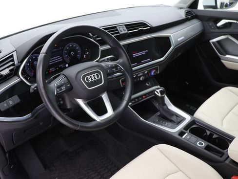Used 2022 Audi Q3 2.0T Premium Plus image 14