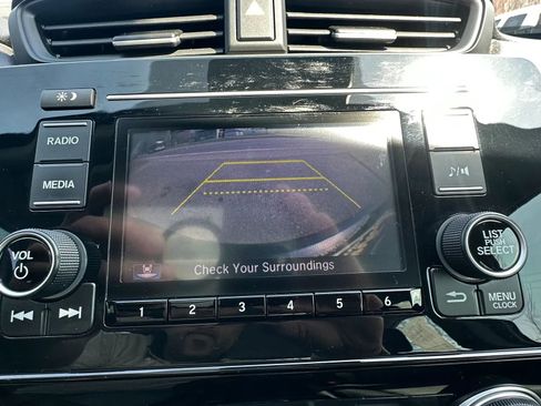 Used 2020 Honda CR-V LX image 18