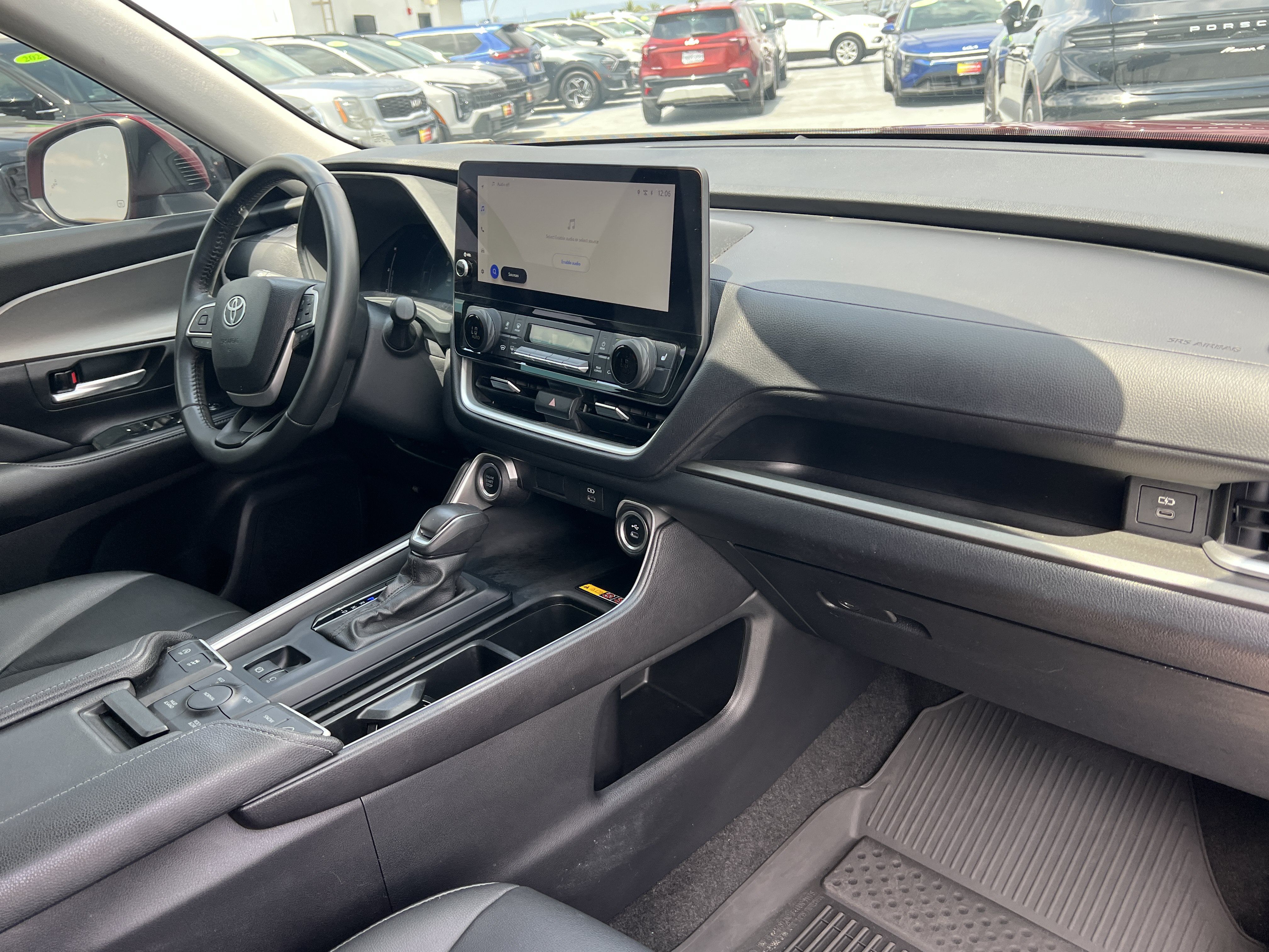 Used 2024 Toyota Grand Highlander AWD image 15