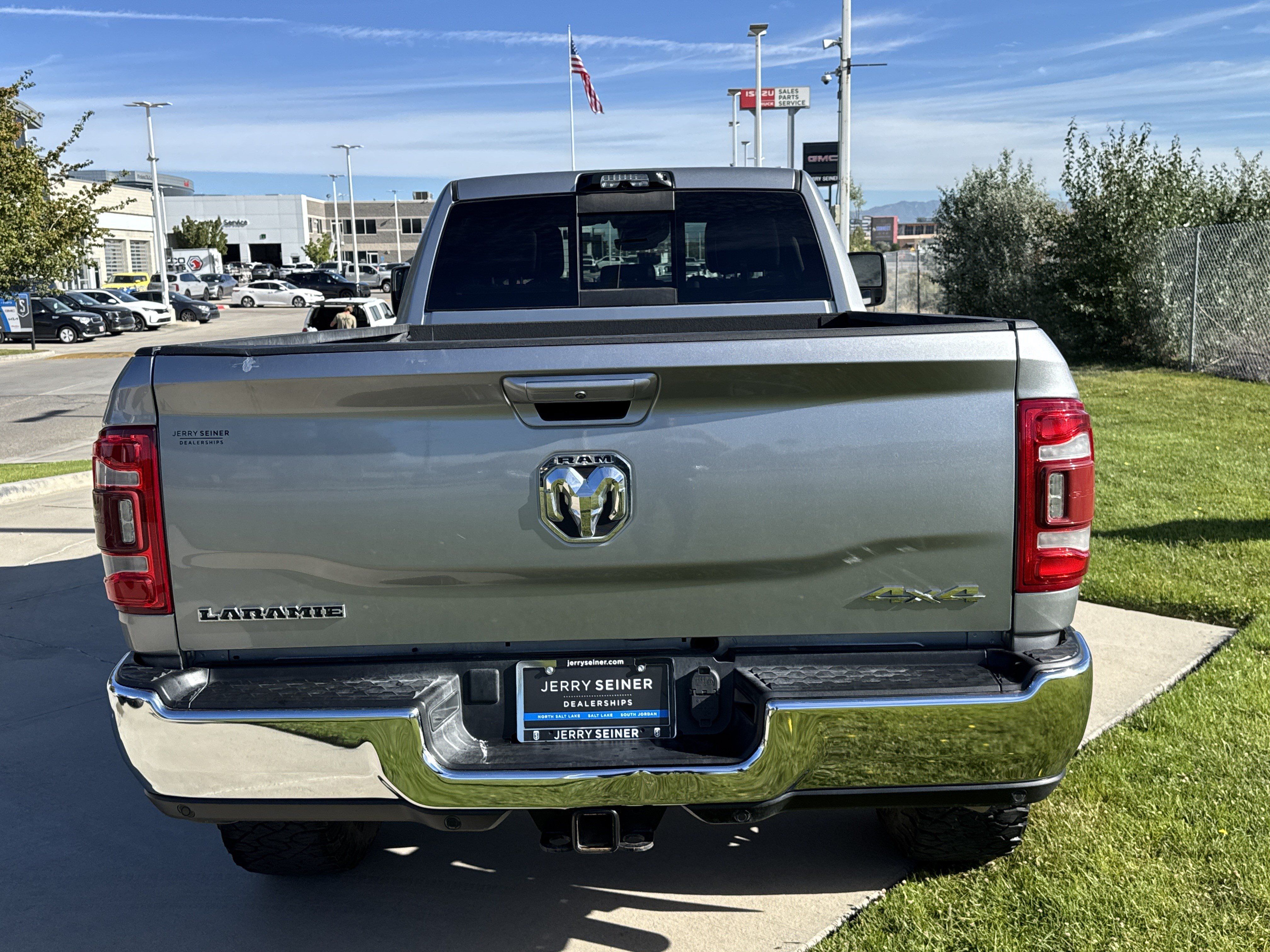 Used 2024 RAM 3500 Laramie w/ Safety Group AWD/4WD image 4