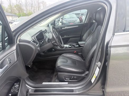 Used 2015 Ford Fusion Titanium FWD image 12