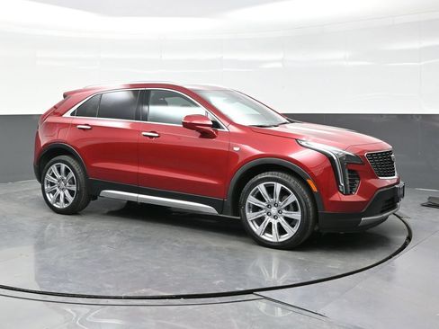 Used 2019 Cadillac XT4 Premium Luxury AWD/4WD image 1