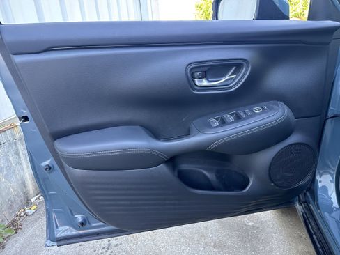 New 2026 Honda HR-V EX-L image 8
